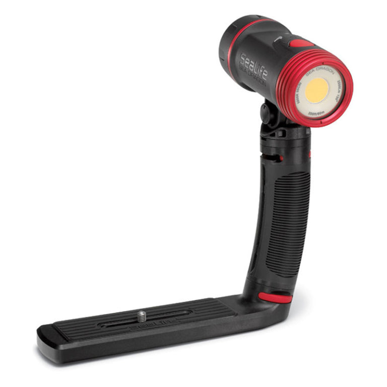 SeaLife Sea Dragon 2500 dive light