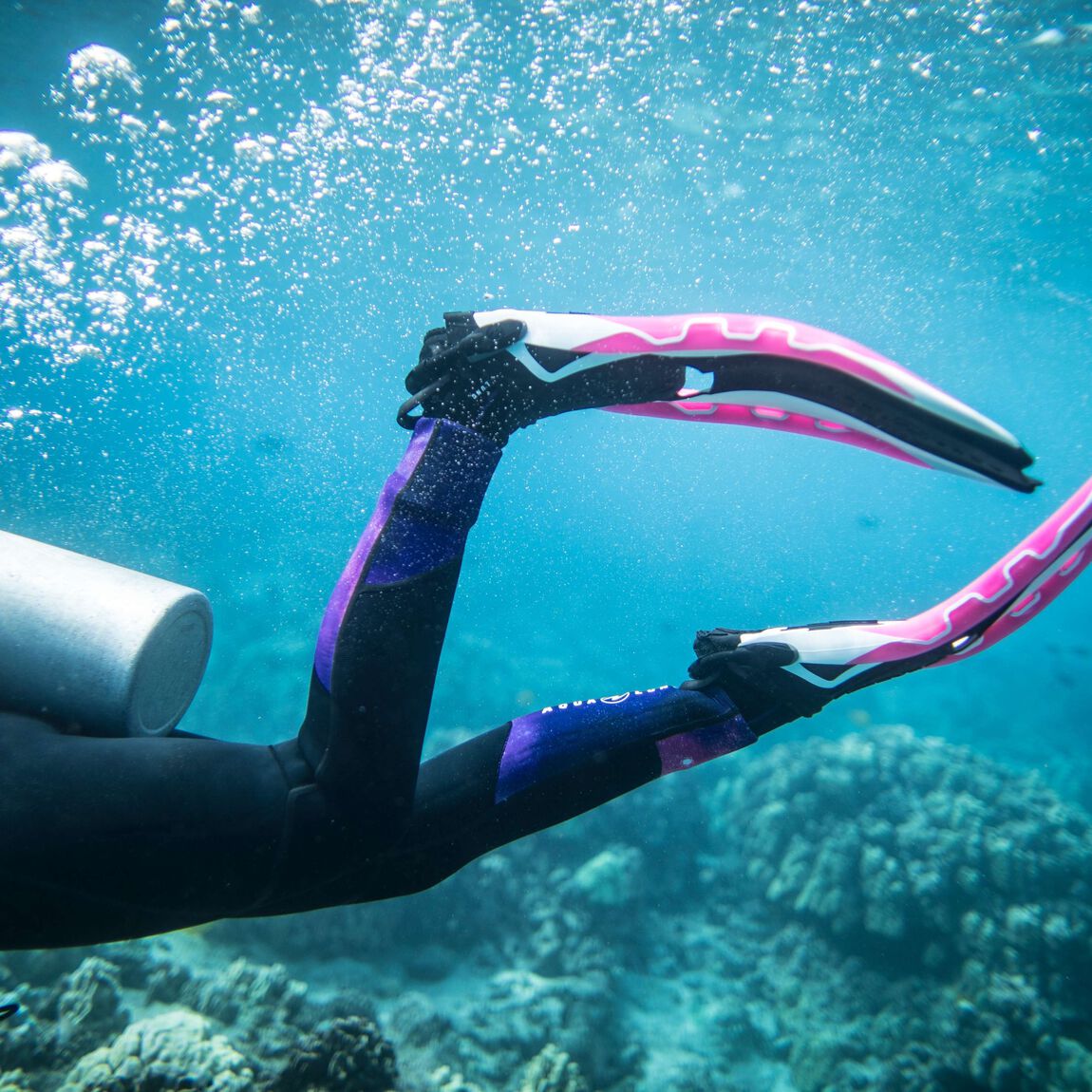 Aqualung Phazer Scuba Fin – Pink product image